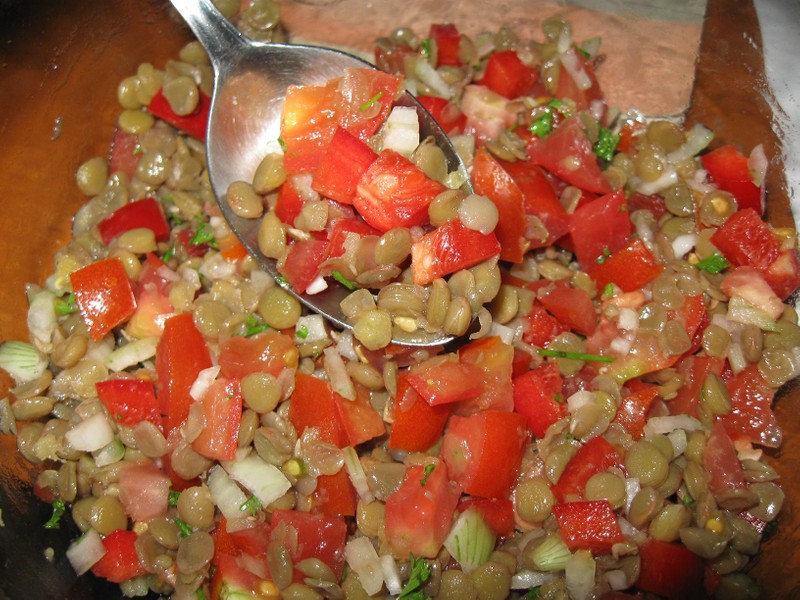 Čočkový salát s paprikou