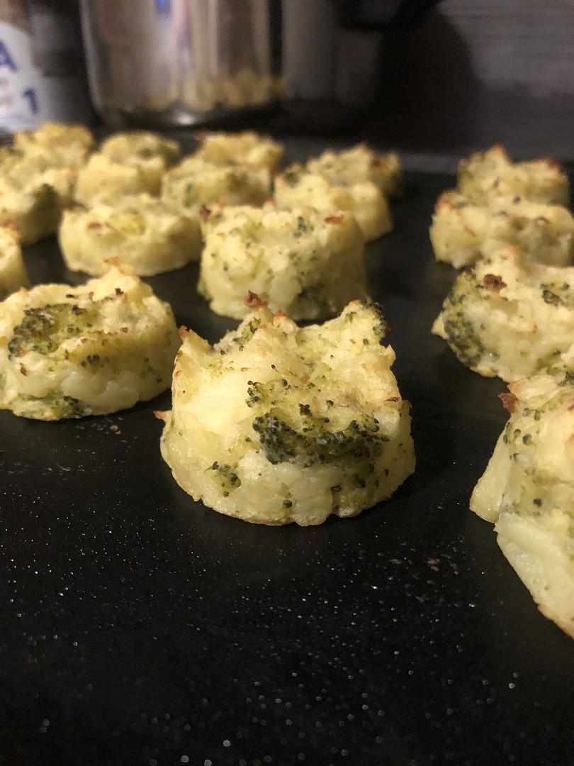 Gratinované brambory s brokolicí