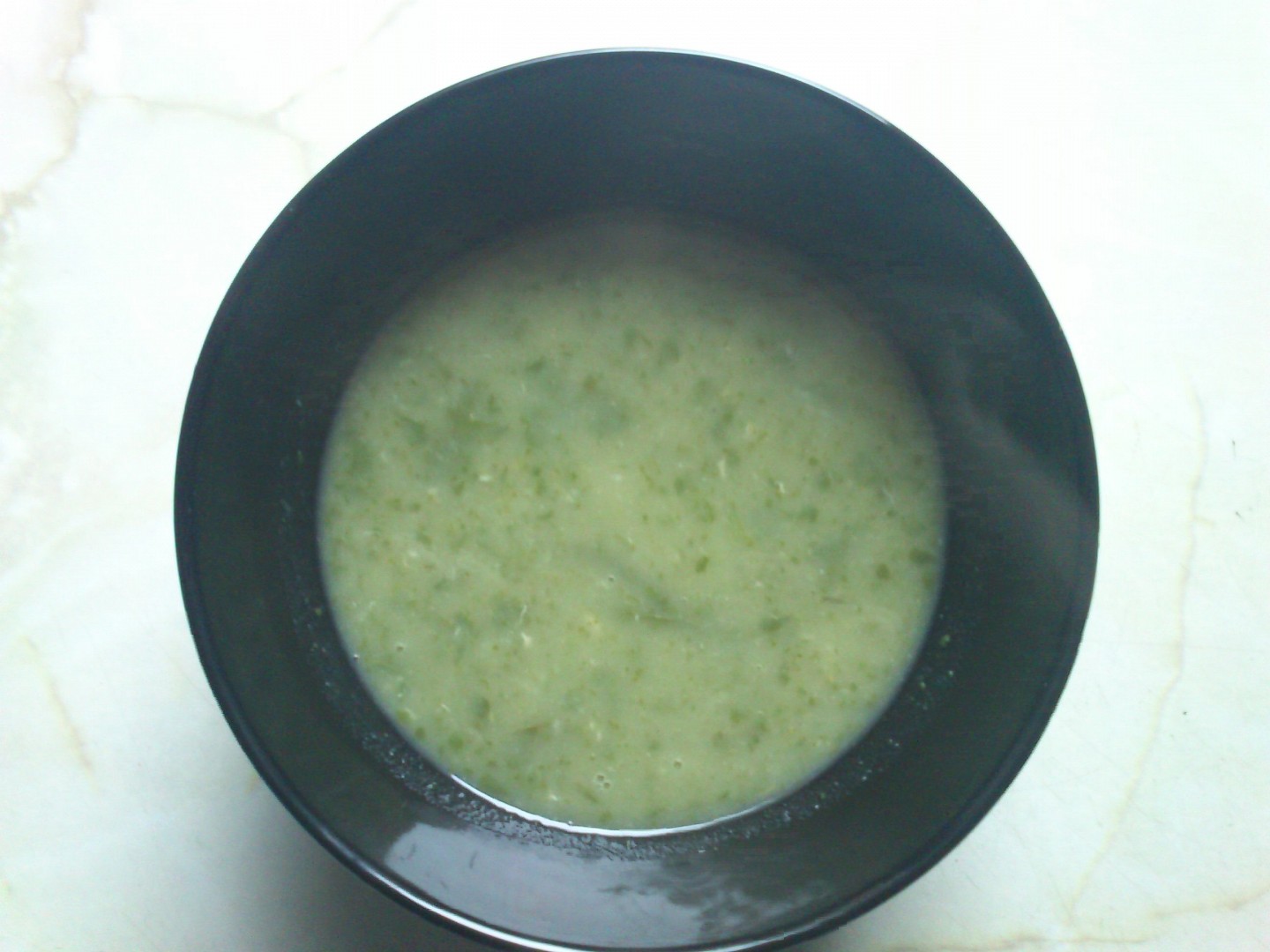 Špenátová polévka s brambory