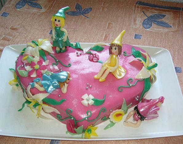 Srdíčkový dort s vílami